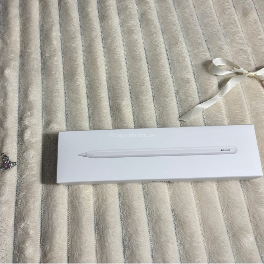 Apple Pencil in Elegant White